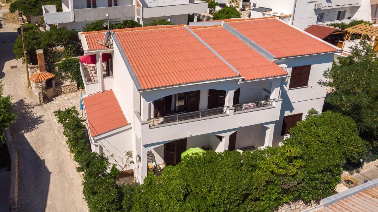 Apartments Salis Pag Town Exterior photo